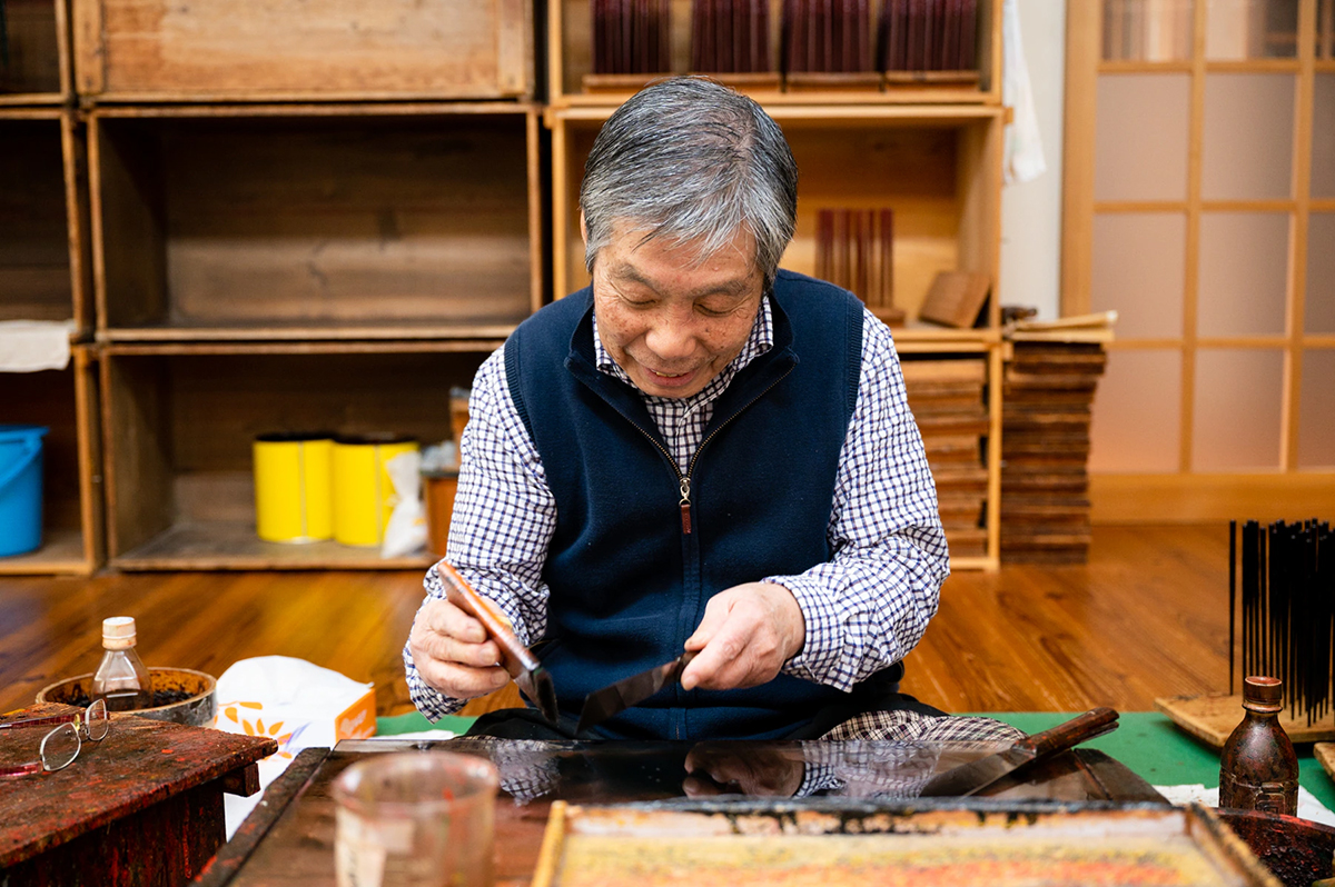 伝統工芸士の古井正弘さん